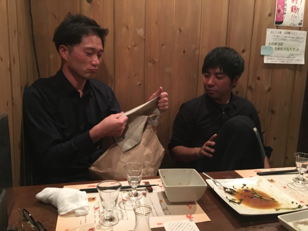 真剣な若手機屋