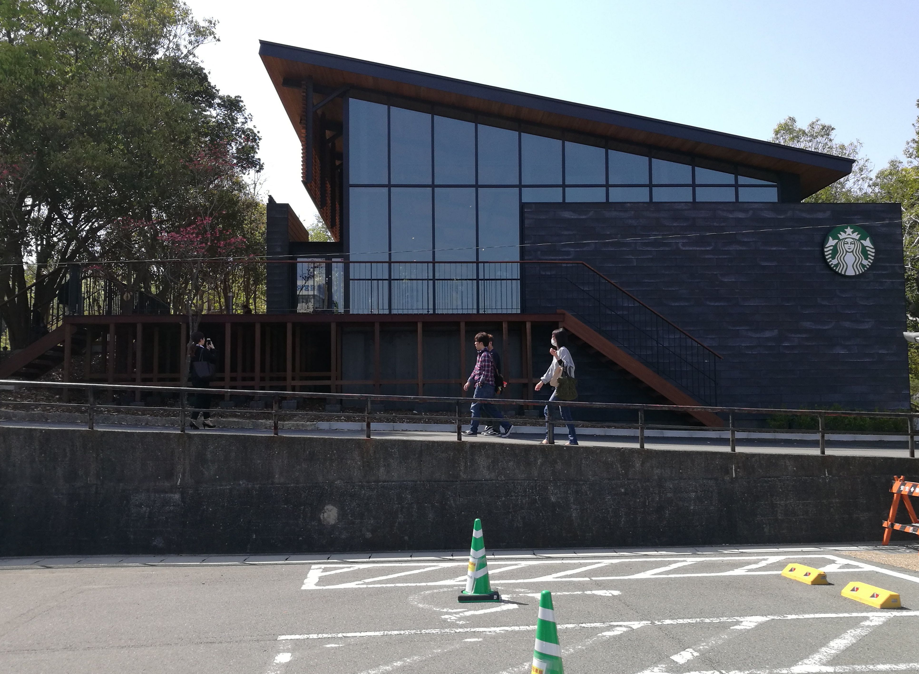 Starbucks in Hamamatsu Castle Park
