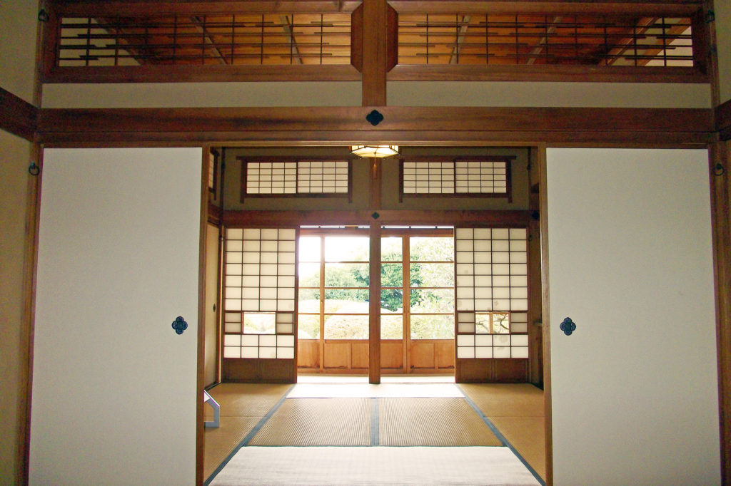 襖